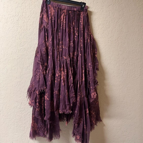 Floral High Low Skirt in Purple - Picture 2 of 3